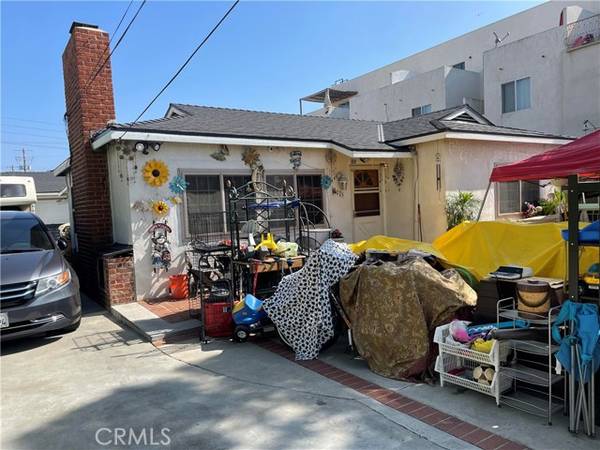 12025 Hart Street, North Hollywood, CA 91605