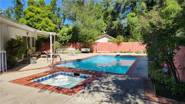 Encino, CA 91436,4114 Hayvenhurst Avenue