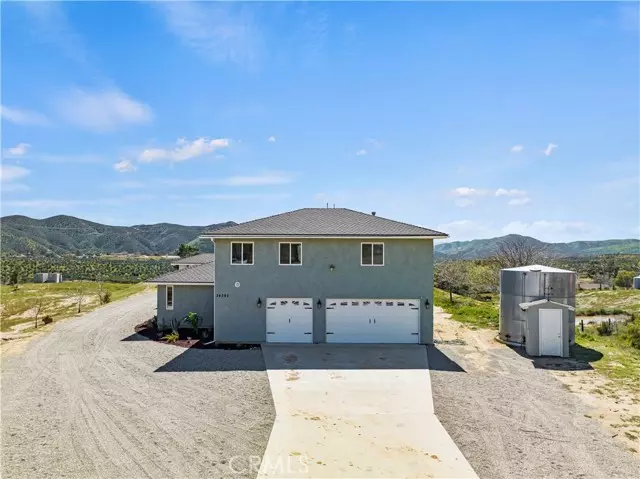 34393 Lavery Canyon Road, Agua Dulce, CA 91390