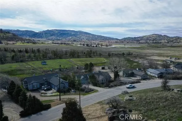 23500 Lakeview Drive, Tehachapi, CA 93561