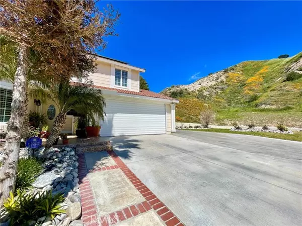 Canyon Country, CA 91387,28918 Poppy Meadow Street