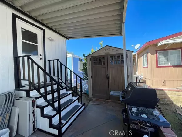 Canyon Country, CA 91351,20401 Soledad Canyon #312