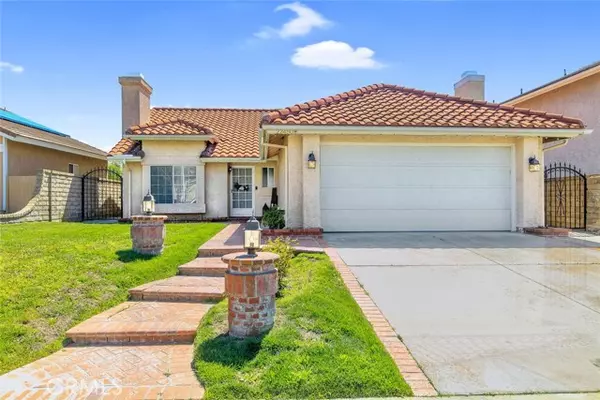 22450 Cardiff Drive, Saugus, CA 91350