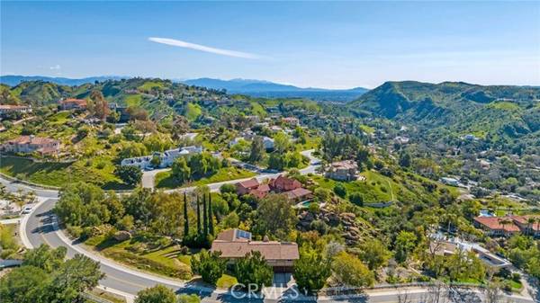 8 Buckskin Road, Bell Canyon, CA 91307