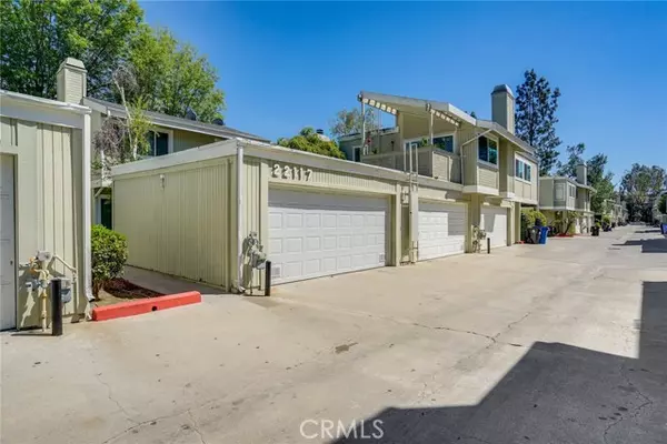 22117 Burbank Boulevard #7, Woodland Hills, CA 91367