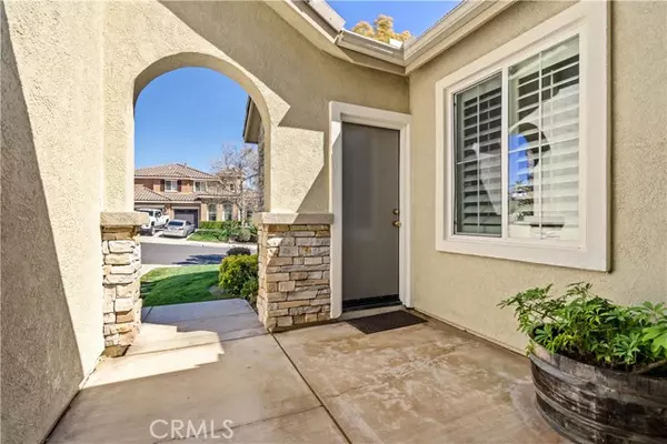 Saugus, CA 91390,28513 Redwood Canyon Place