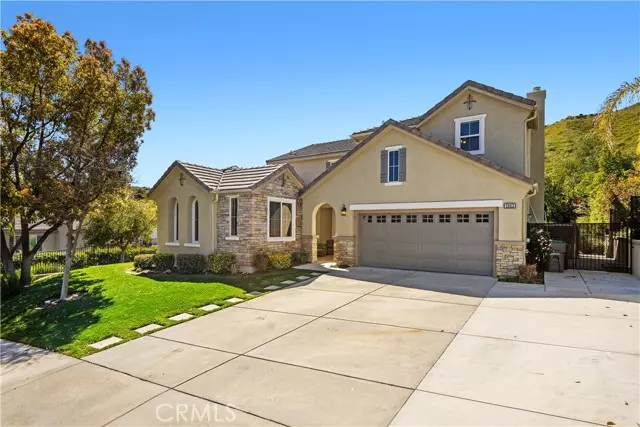 Saugus, CA 91390,28513 Redwood Canyon Place