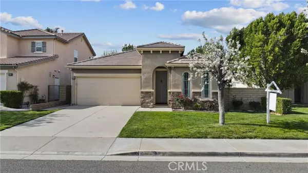 19743 Edmonds Place, Saugus, CA 91350