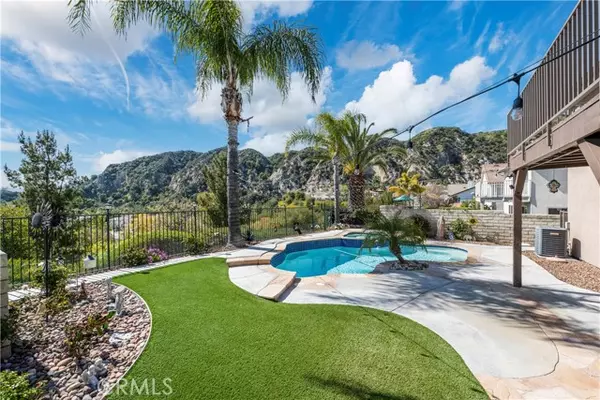 25530 Housman Place, Stevenson Ranch, CA 91381