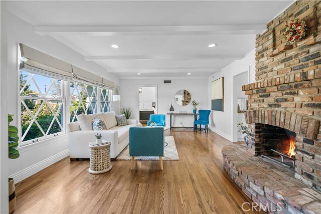 14950 Leadwell Street, Van Nuys, CA 91405