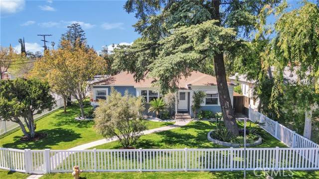 5501 Simpson Avenue, Valley Village, CA 91607