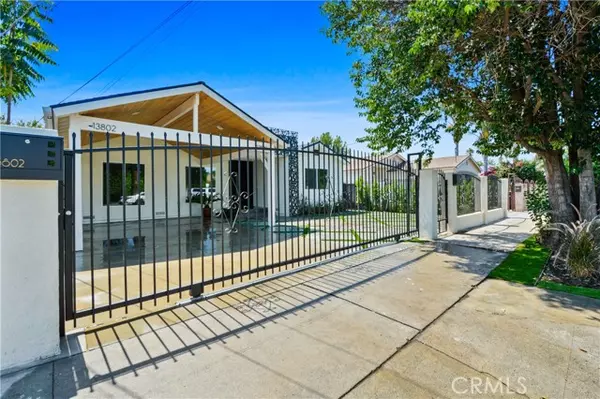 13800 Bessemer Street, Valley Glen, CA 91401