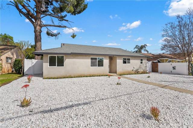9436 Hayvenhurst Avenue, North Hills, CA 91343