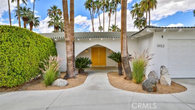 1952 Ledo Circle, Palm Springs, CA 92264