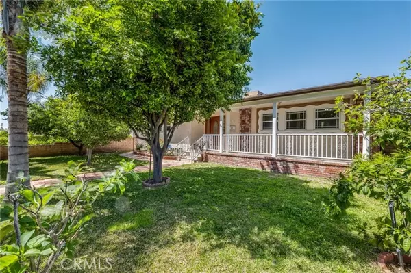 10219 Collett Avenue, North Hills, CA 91343