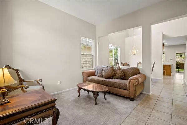 28382 Maitland Lane, Saugus, CA 91350