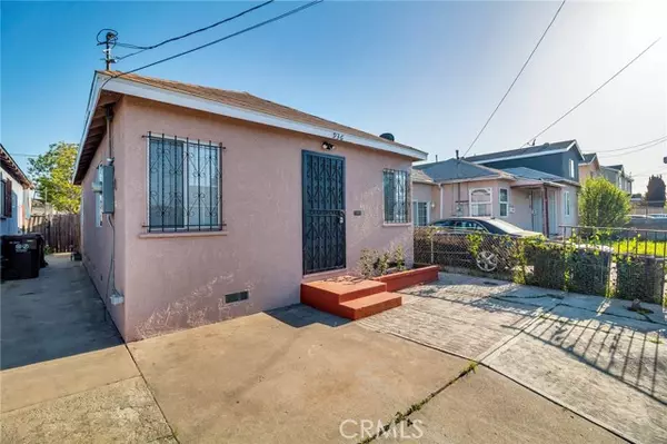 Compton, CA 90220,936 W Palmer Street