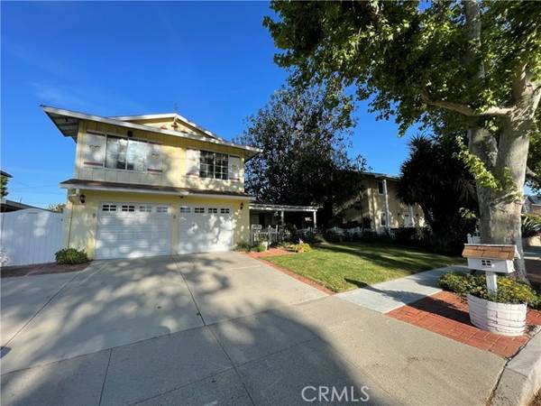 Simi Valley, CA 93065,1332 Sycamore Drive