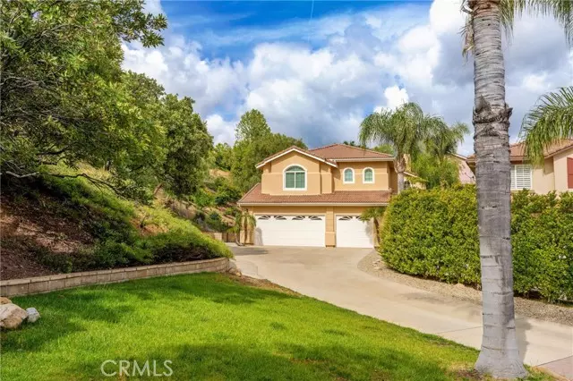 Castaic, CA 91384,30400 Clover Court