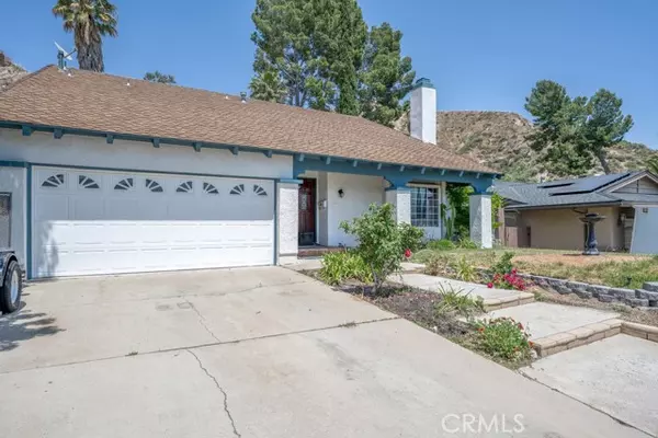 15333 Rhododendron Drive, Canyon Country, CA 91387