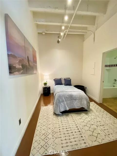 312 W 5th Street #825, Los Angeles, CA 90013