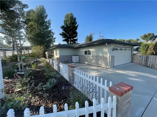 Canyon Country, CA 91351,19557 Aldbury Street