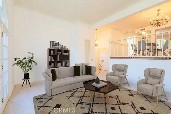 Woodland Hills, CA 91367,5842 Topanga Canyon Place