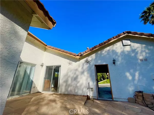 Canyon Country, CA 91387,15213 Oleander Court