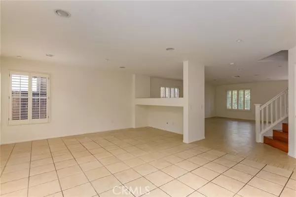 Sylmar, CA 91342,13112 Portola Way