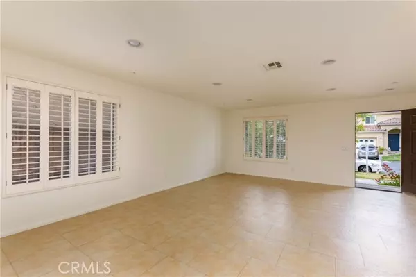 Sylmar, CA 91342,13112 Portola Way