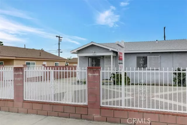 Pacoima, CA 91331,10661 Ilex Avenue