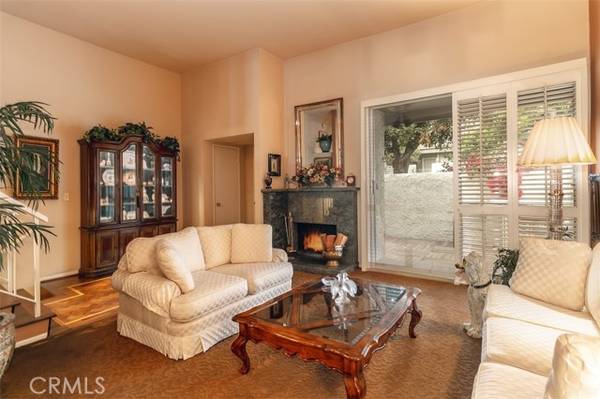 11768 Moorpark Street #E, Studio City, CA 91604