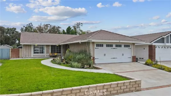 28064 Florence Lane, Canyon Country, CA 91351