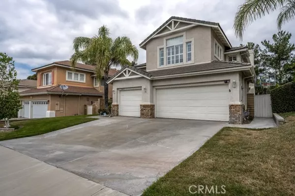 23813 Claymore Way, Valencia, CA 91354