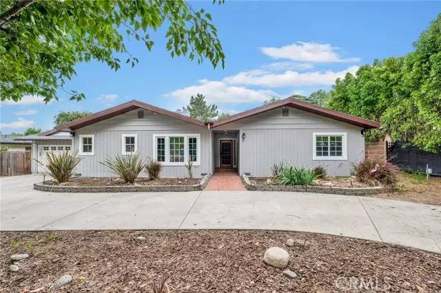 8803 Zelzah Avenue, Sherwood Forest, CA 91325