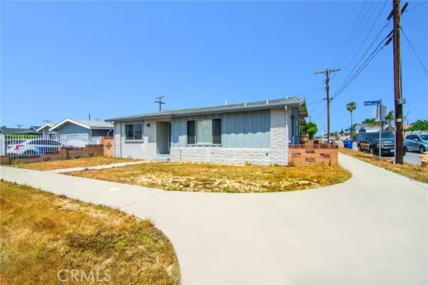 12731 Stagg Street, North Hollywood, CA 91605