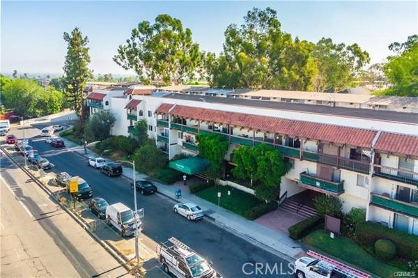 Encino, CA 91316,5460 White Oak Avenue #A222