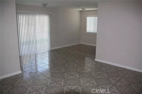 Palmdale, CA 93550,1655 E Avenue Q11