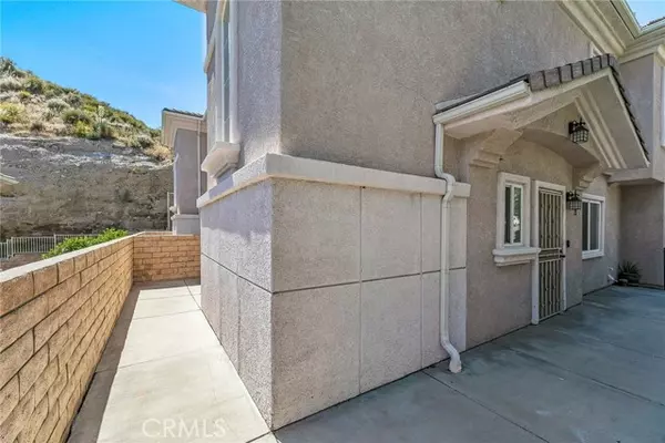 Canyon Country, CA 91387,29009 Oak Spring Canyon Road #21