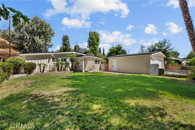 Saugus, CA 91350,27610 Santa Clarita Road