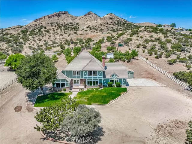 33005 Barber Road, Agua Dulce, CA 91390