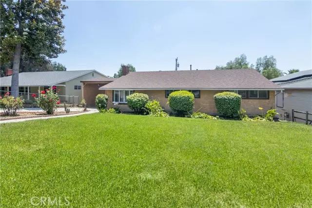 Altadena, CA 91001,68 Laurel Drive