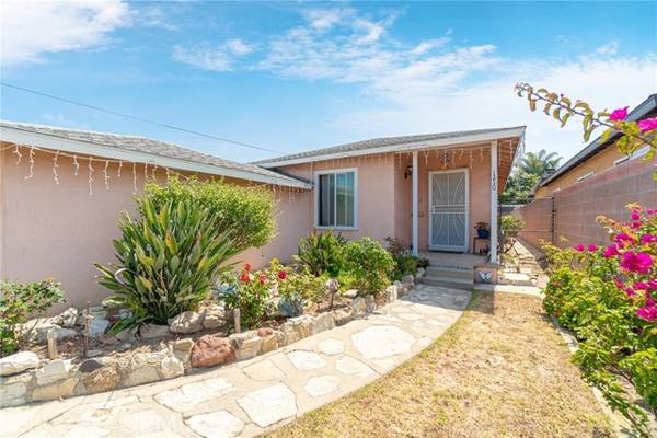 1210 Ronan Avenue, Wilmington, CA 90744