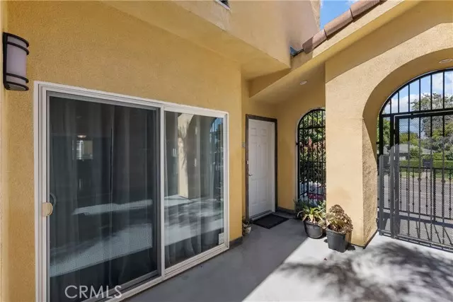 Sherman Oaks, CA 91411,5521 Kester Avenue #12