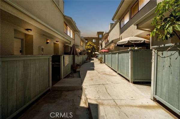 Panorama City, CA 91402,7869 Ventura Canyon Avenue #304