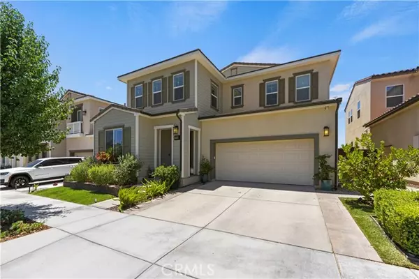 Saugus, CA 91350,27533 Aster Way