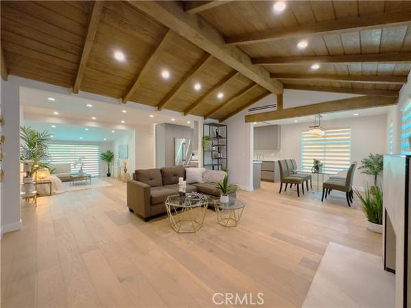 4323 Irvine Avenue, Studio City, CA 91604