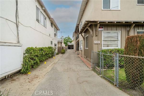 5223 Auckland Avenue, North Hollywood, CA 91601