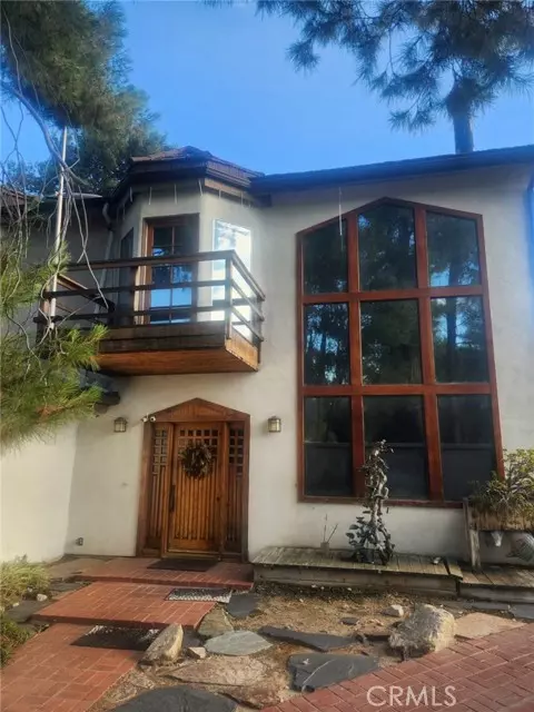 Tujunga, CA 91042,7404 Alpine Way