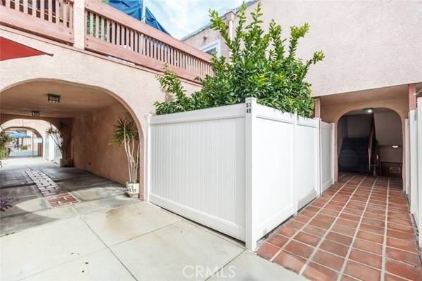 Panorama City, CA 91402,7924 Woodman Avenue #49